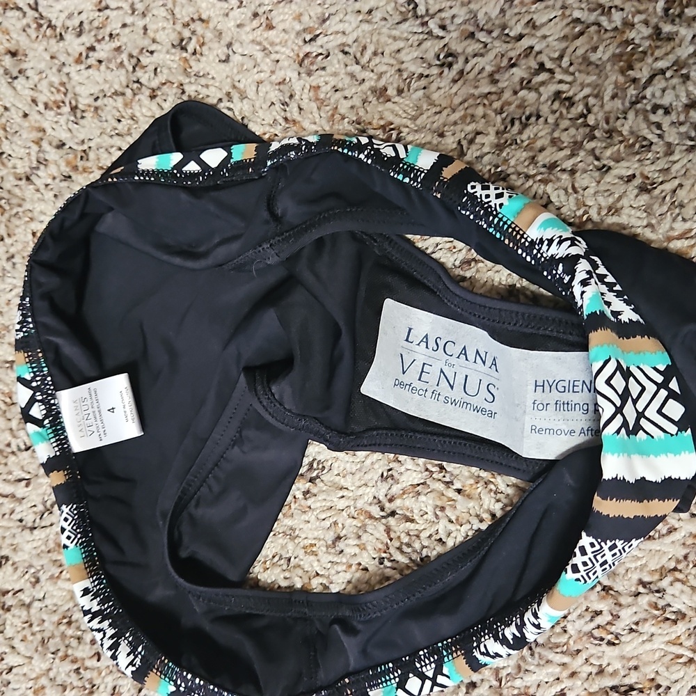 VENUS Aztec Print Patterned Bikini - Picture 12 of 14
